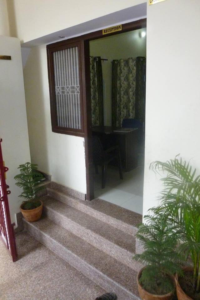 Gangotri Paying Guest House Varanasi Bagian luar foto