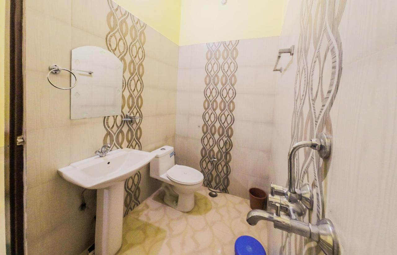 Gangotri Paying Guest House Varanasi Bagian luar foto