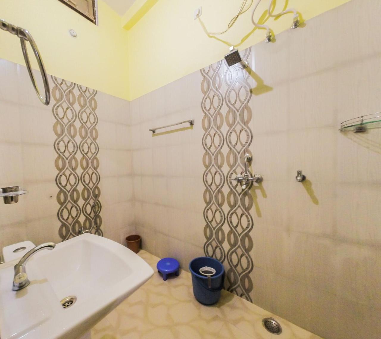 Gangotri Paying Guest House Varanasi Bagian luar foto