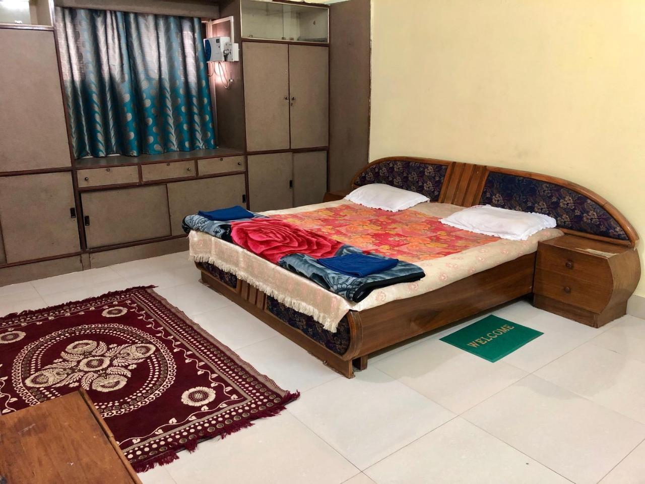 Gangotri Paying Guest House Varanasi Bagian luar foto
