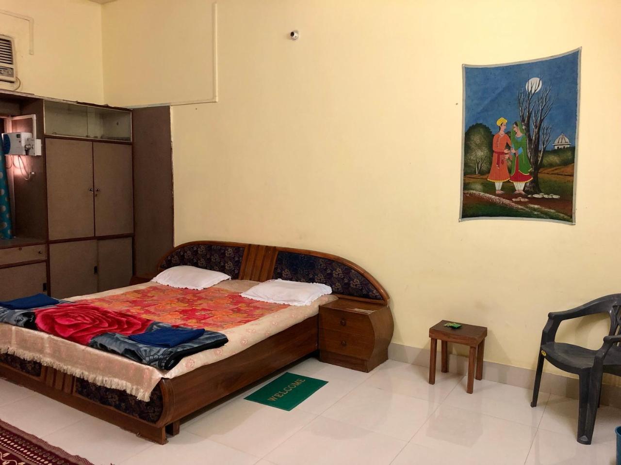 Gangotri Paying Guest House Varanasi Bagian luar foto